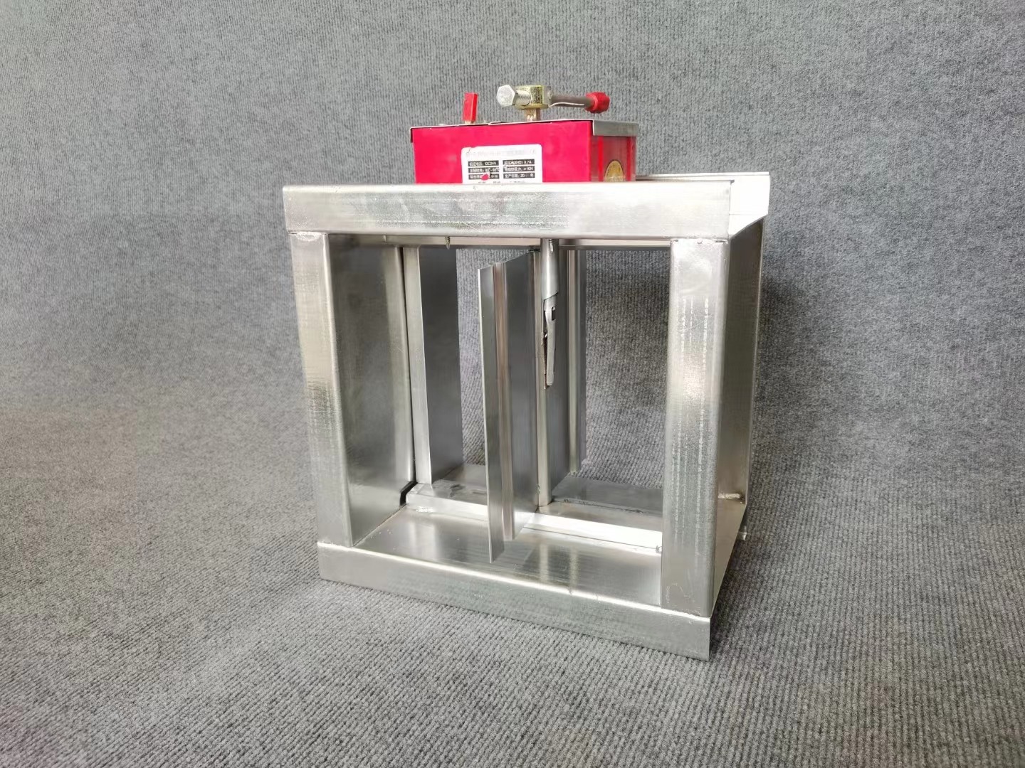 防排烟系�l�中的主要阀�? onmousewheel=